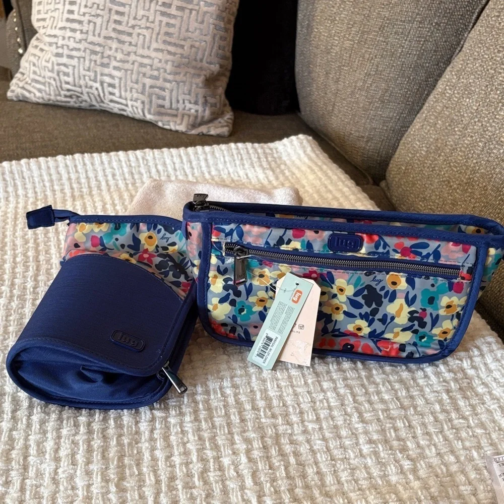 BNWT Lug Floral Cosmetic Bag & Brush Holder in Wildflower “Canoe & Parasail”